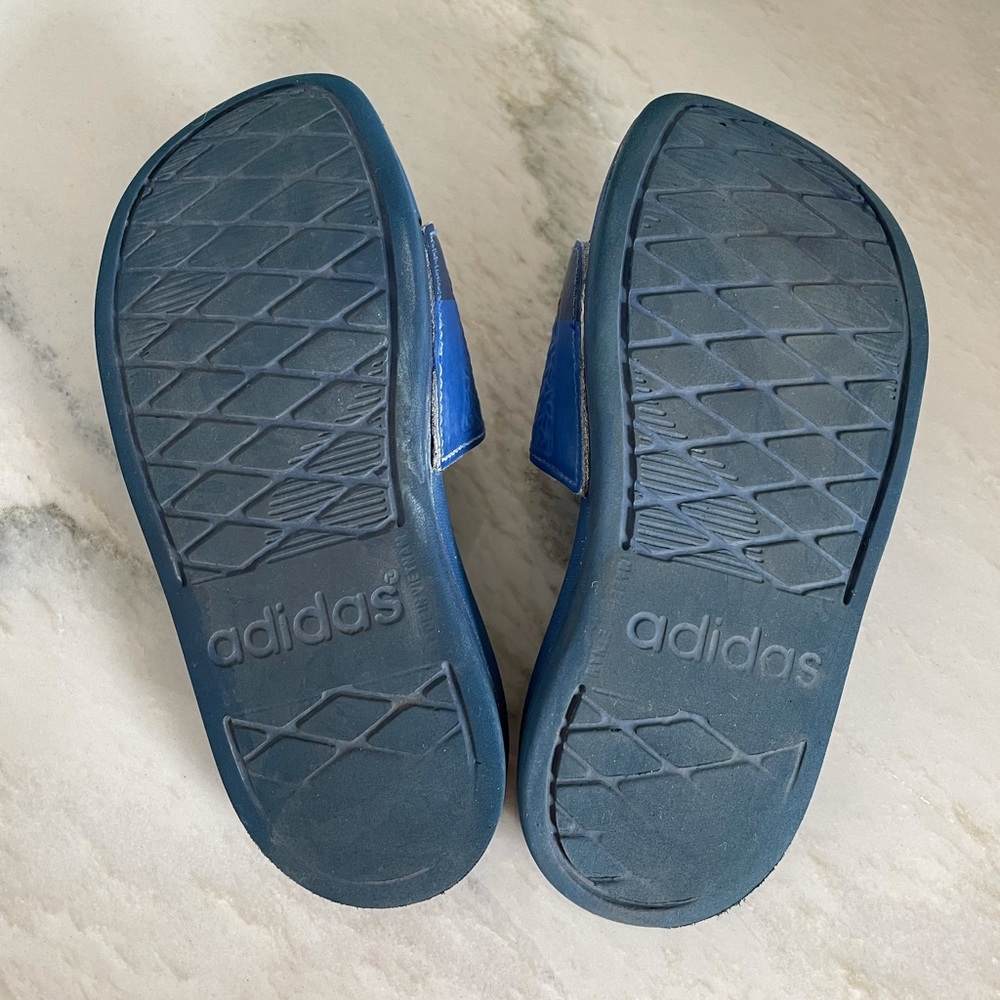 Adidas Adilette Comfort slides, size 11 - Picture 7 of 8